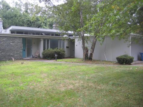 62 Mohegan Road Norwich CT 06360