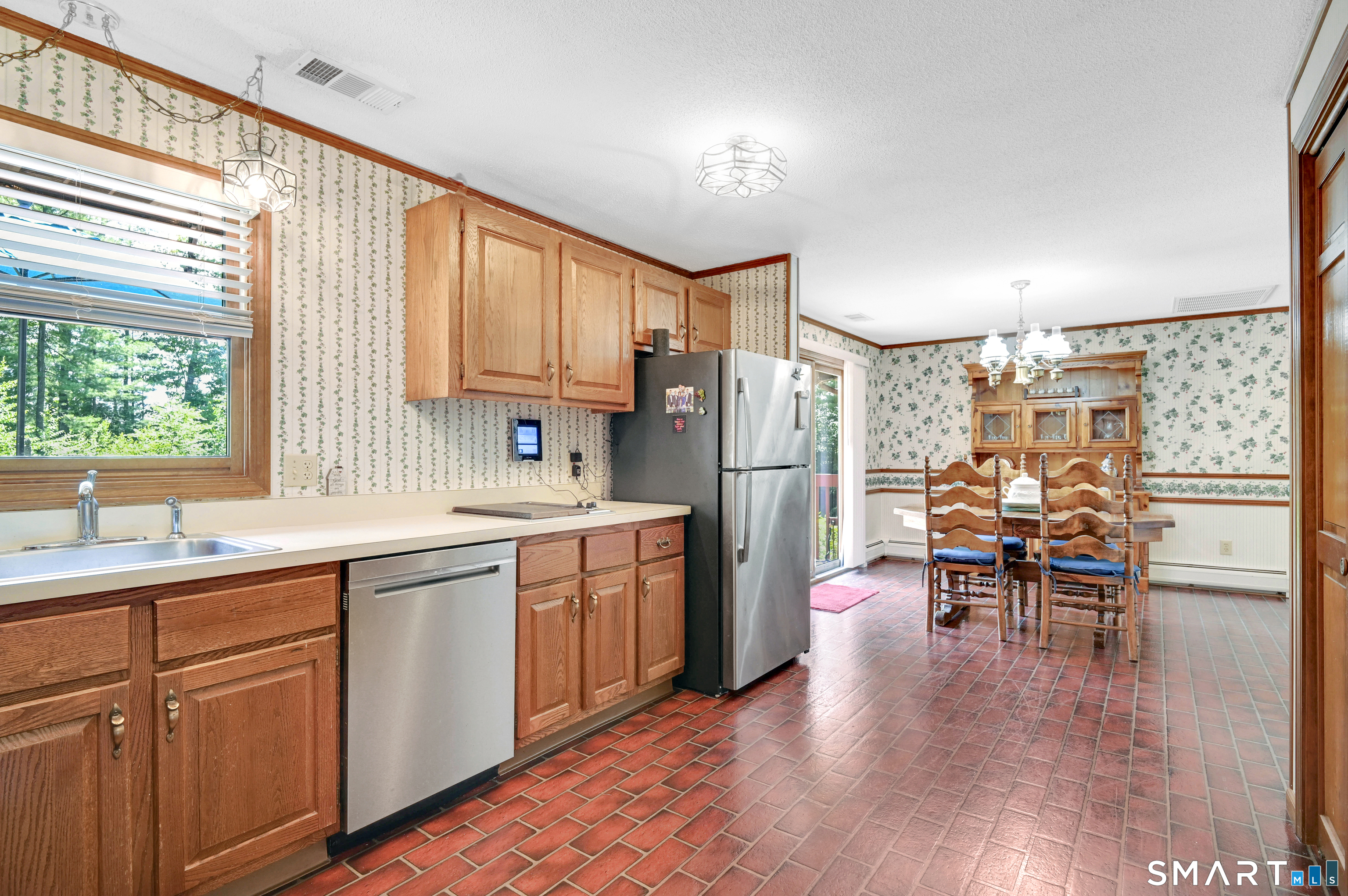96 Woods Hollow Road Suffield CT 06093