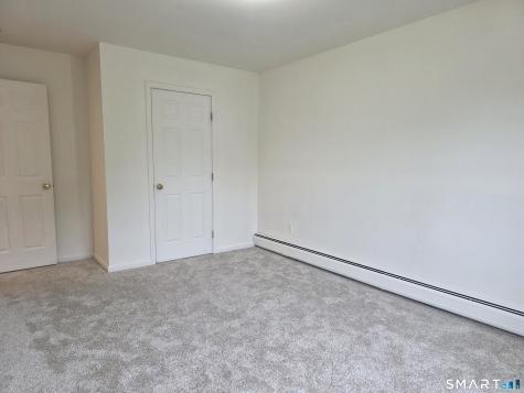 5 Oaktree Court Bethel CT 06801