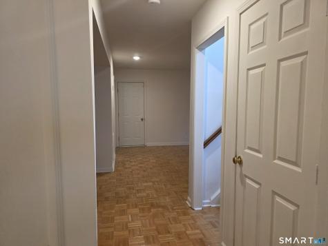 5 Oaktree Court Bethel CT 06801
