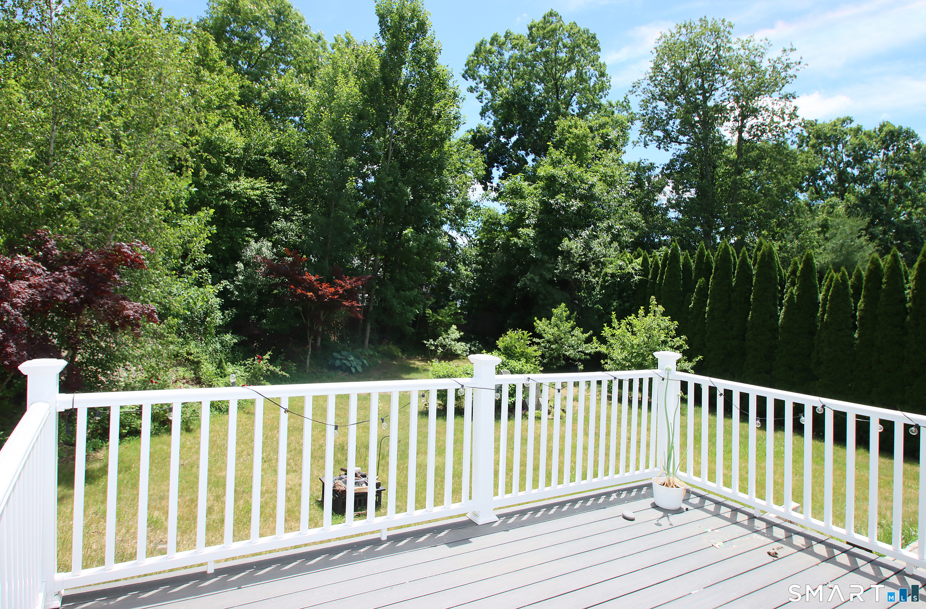 5 Oaktree Court Bethel CT 06801
