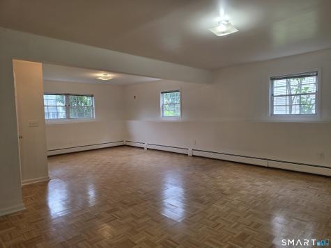 5 Oaktree Court Bethel CT 06801