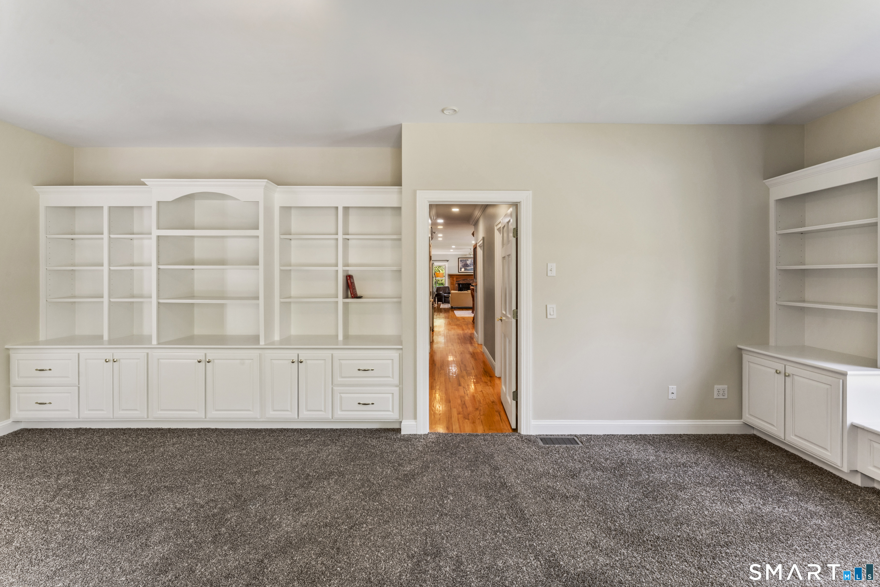 38 Old Farm Hill Road Newtown CT 06470