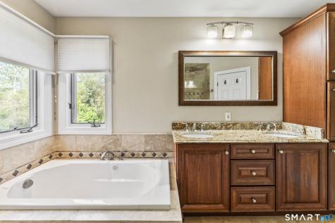 38 Old Farm Hill Road Newtown CT 06470