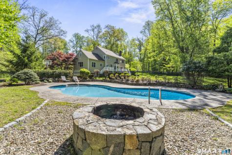 38 Old Farm Hill Road Newtown CT 06470