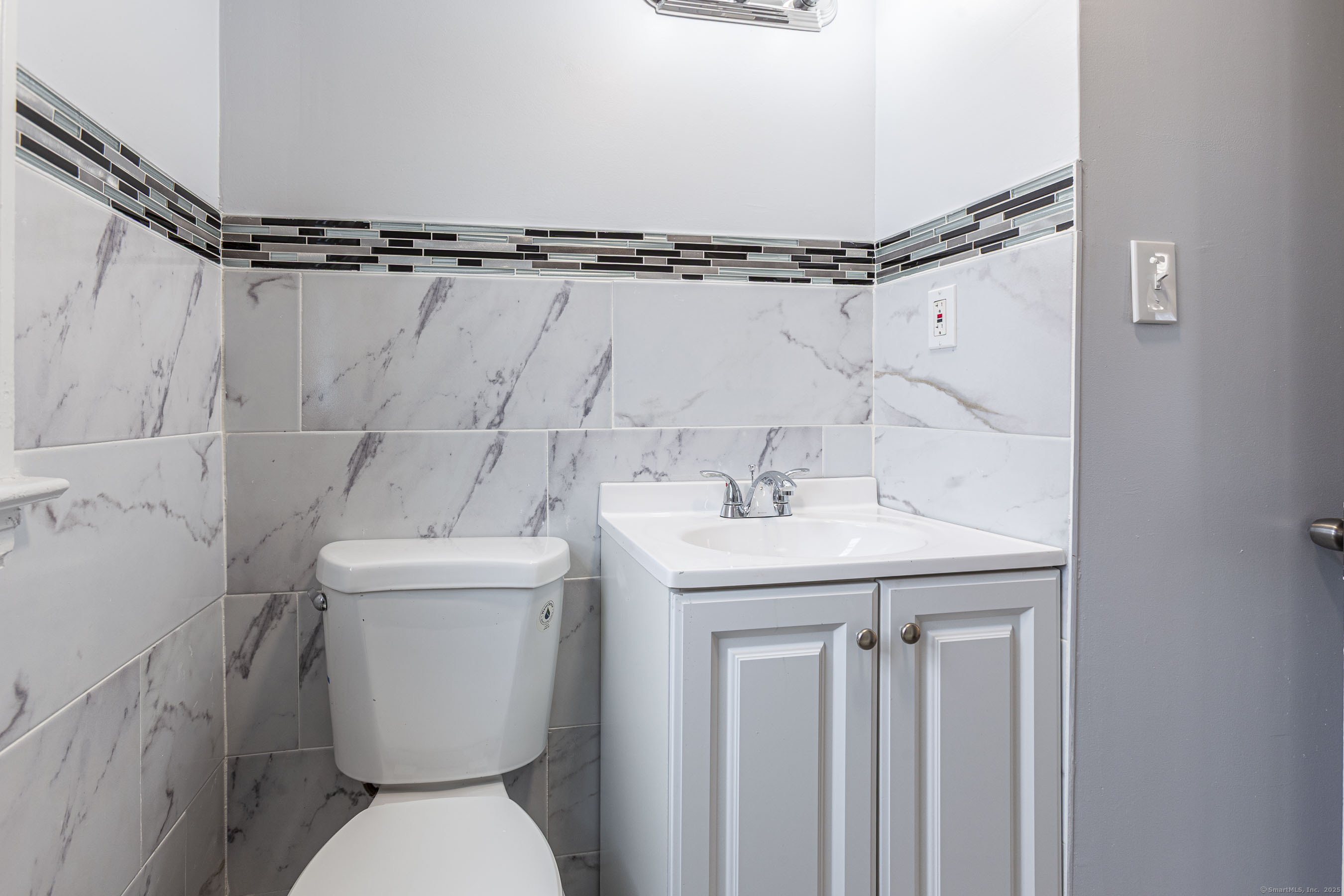 83 Stone Street Hartford CT 06106