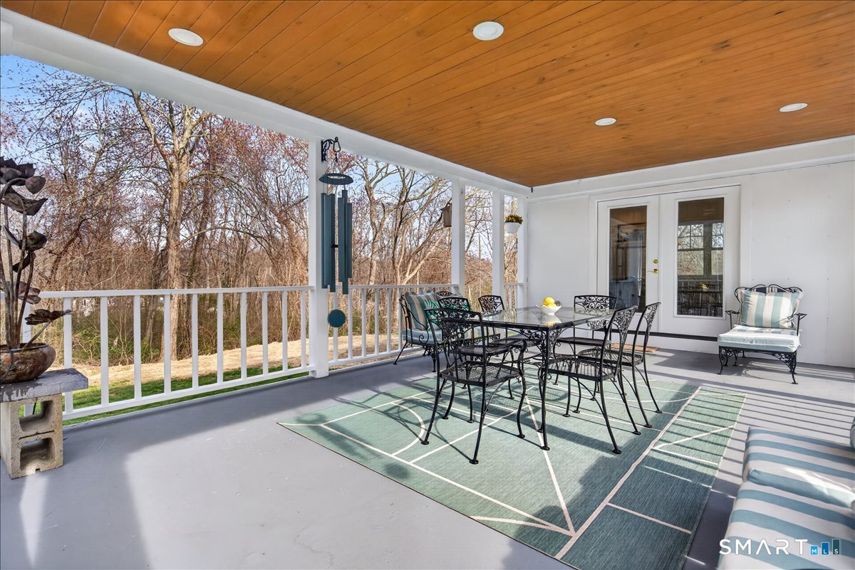 7 Pleasant Hill Road Woodbridge CT 06525