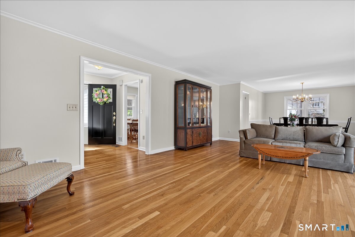 7 Pleasant Hill Road Woodbridge CT 06525