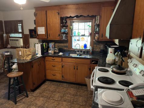 9 Morgan Street Montville CT 06382