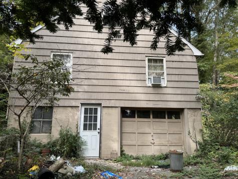 9 Morgan Street Montville CT 06382