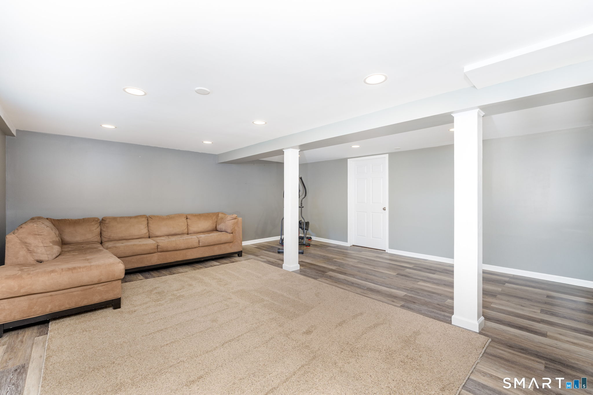 5 Dalewood Road Newington CT 06111