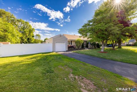 5 Dalewood Road Newington CT 06111