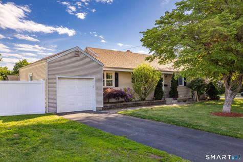 5 Dalewood Road Newington CT 06111