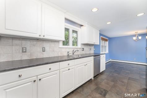 5 Dalewood Road Newington CT 06111