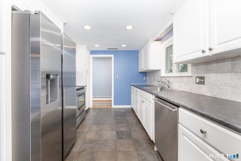 5 Dalewood Road Newington CT 06111