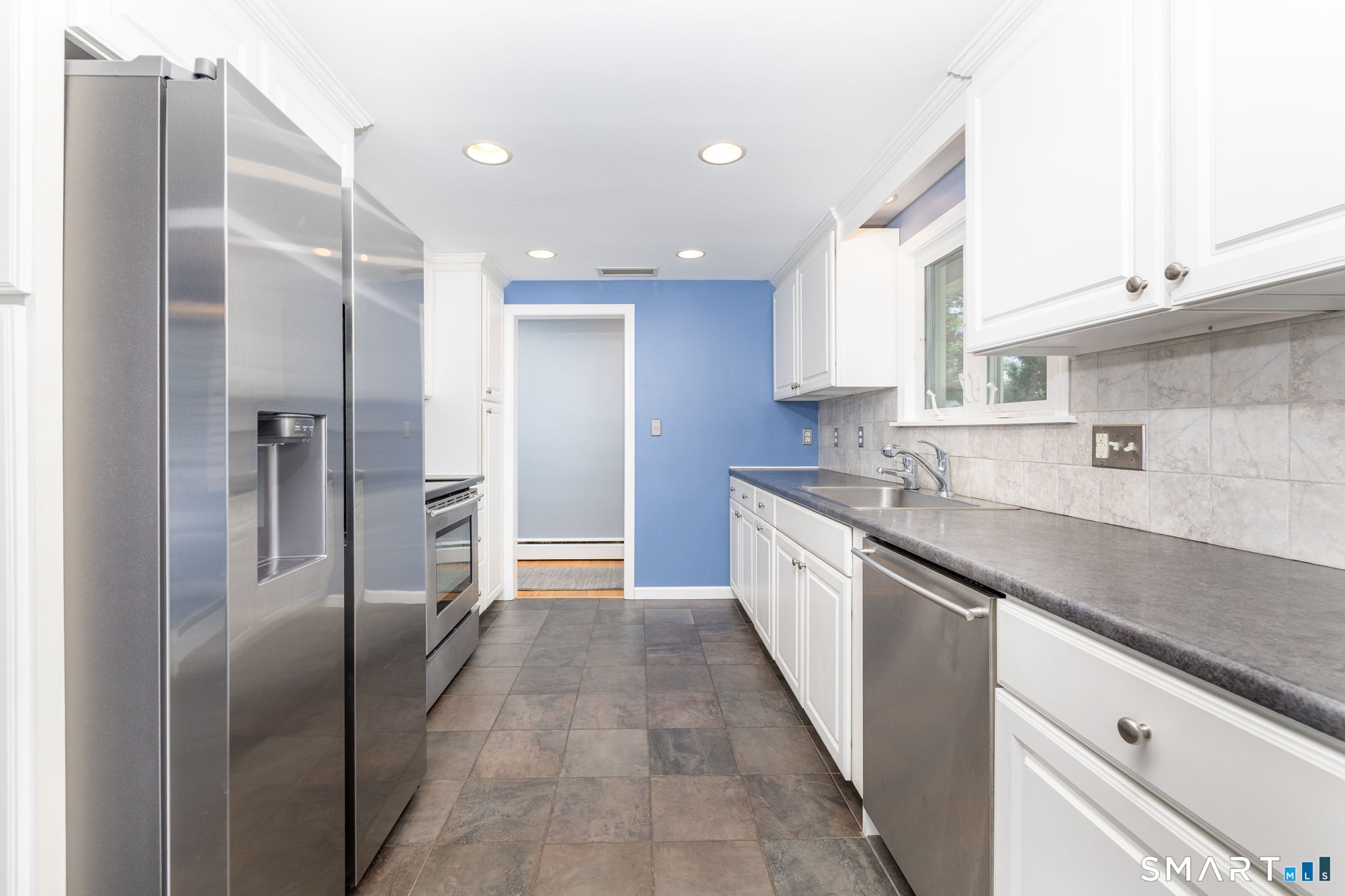 5 Dalewood Road Newington CT 06111