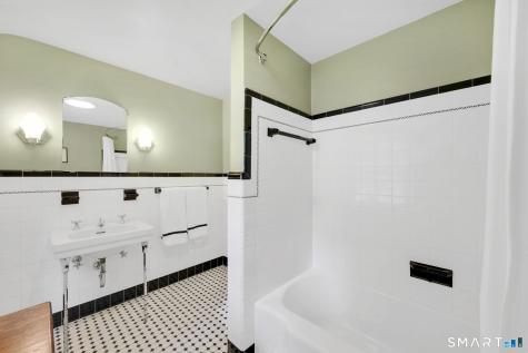 73 Dyer Avenue Canton CT 06019