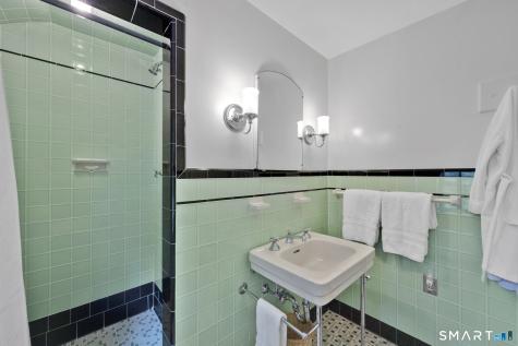 73 Dyer Avenue Canton CT 06019
