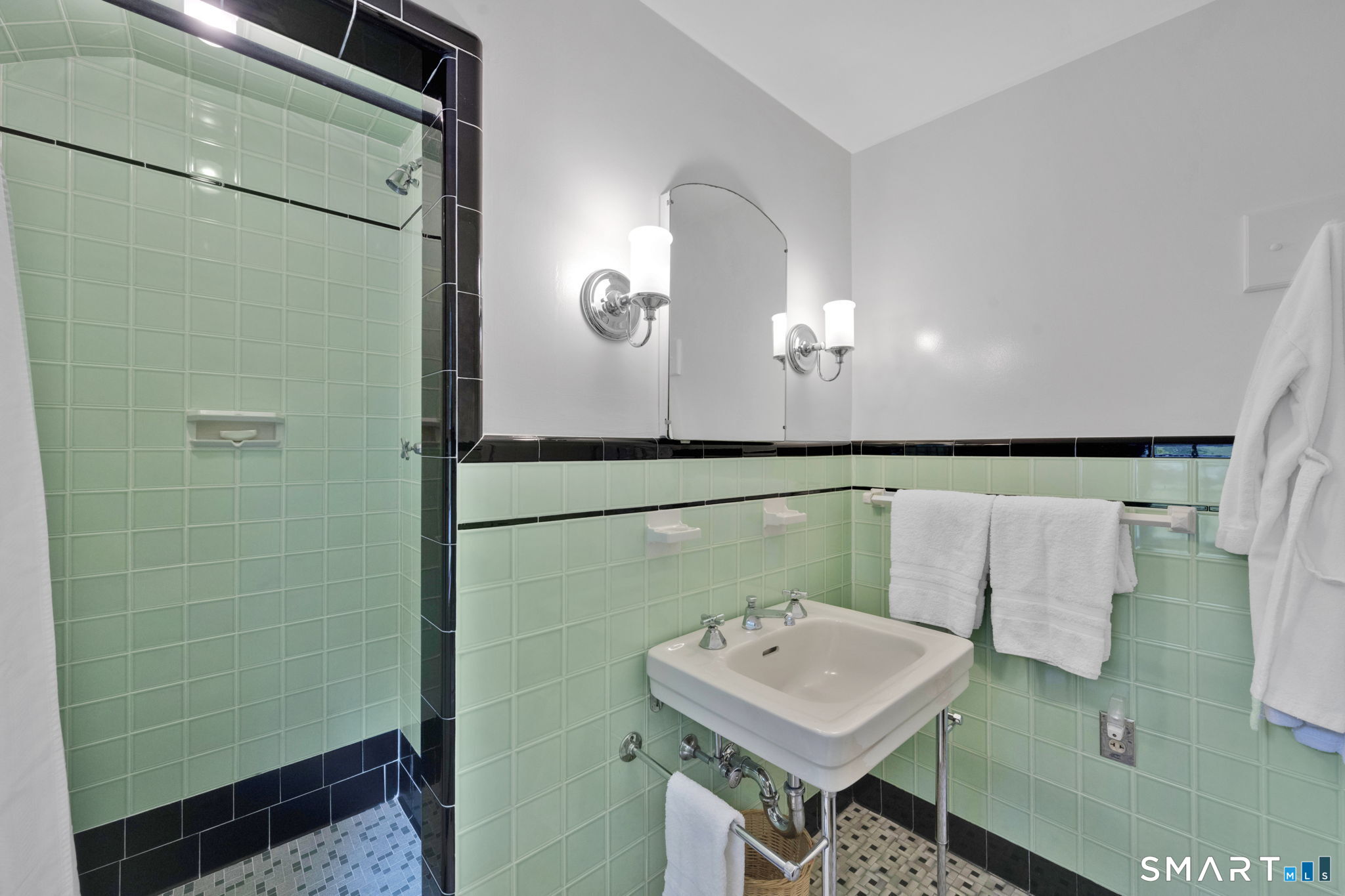 73 Dyer Avenue Canton CT 06019