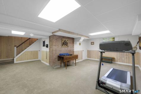 73 Dyer Avenue Canton CT 06019