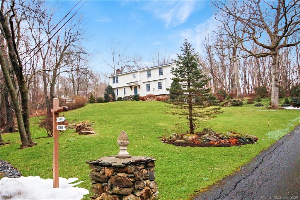 338 Newtown Turnpike Redding CT 06896