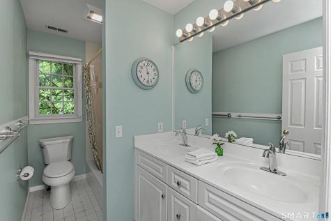 26 Lynn Place Ridgefield CT 06877