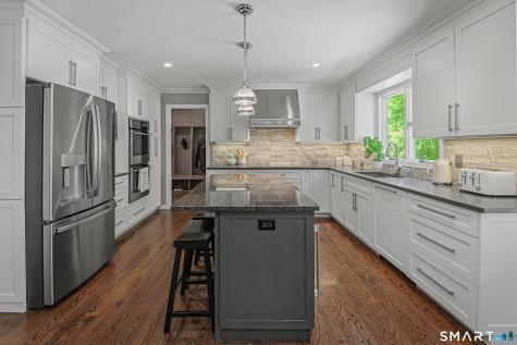 26 Lynn Place Ridgefield CT 06877