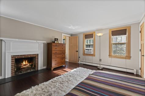 484 Old New London Road Salem CT 06420