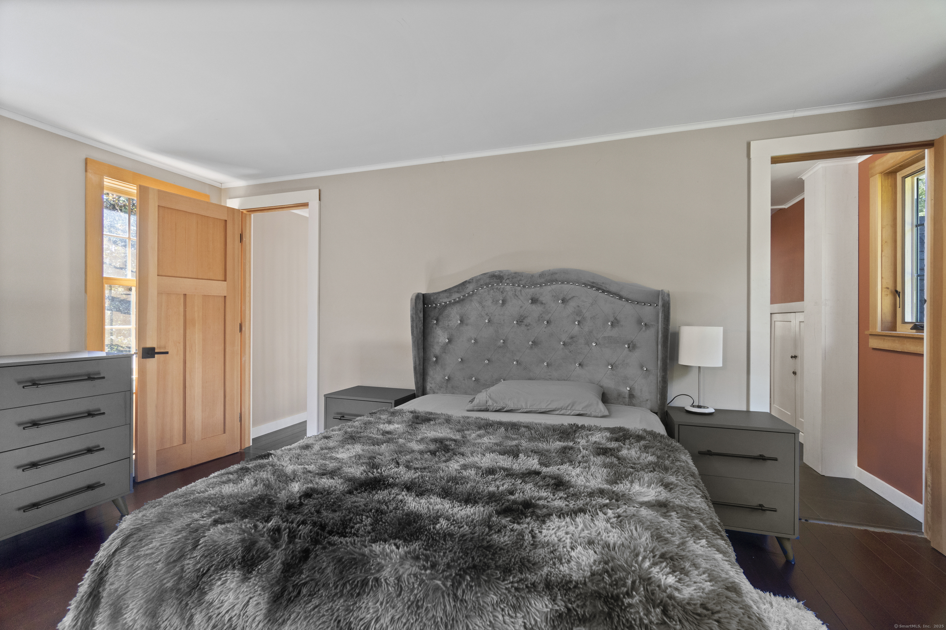 484 Old New London Road Salem CT 06420