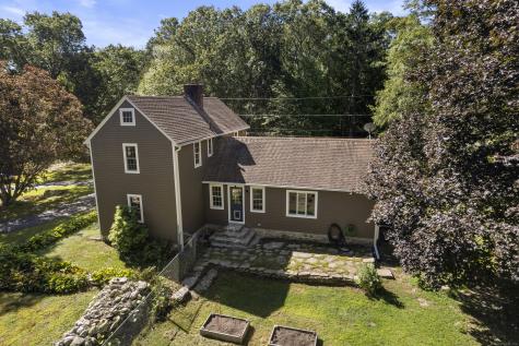 484 Old New London Road Salem CT 06420