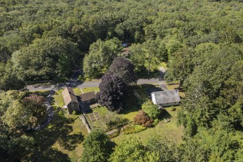 484 Old New London Road Salem CT 06420