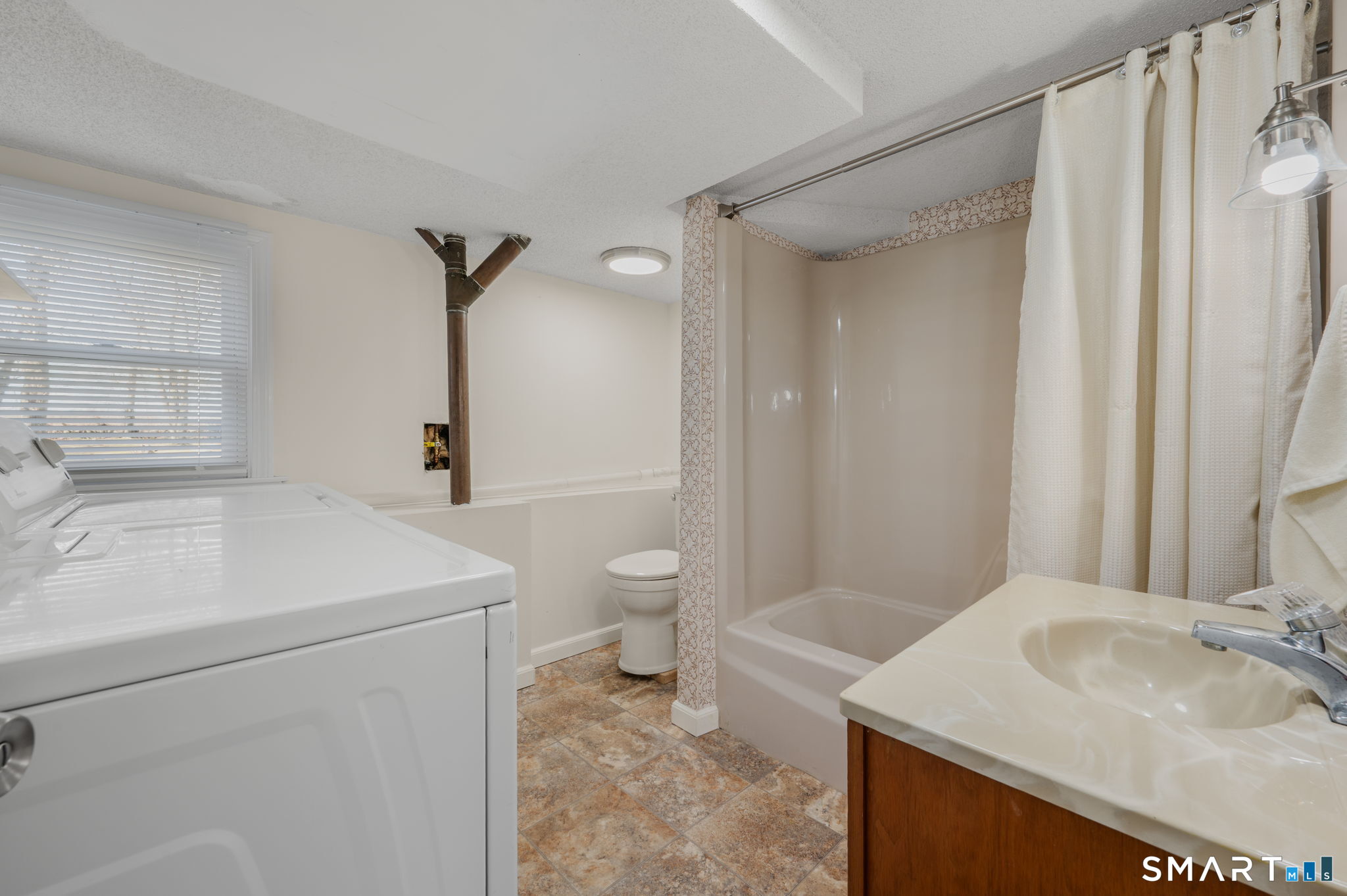 536 Greenhaven Road Stonington CT 06379