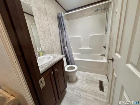 634 Hopeville Road Griswold CT 06351