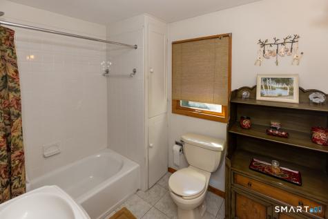 32 Tower Hill Lake Road Deep River CT 06417