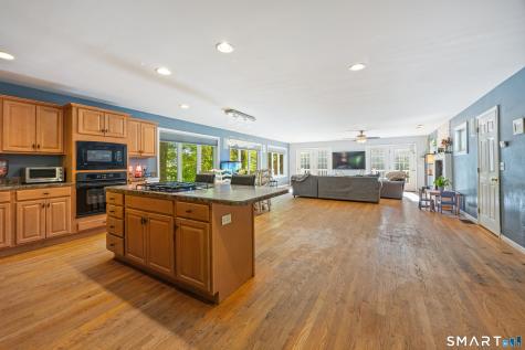 960 Thorpe Avenue Meriden CT 06450