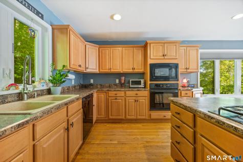 960 Thorpe Avenue Meriden CT 06450