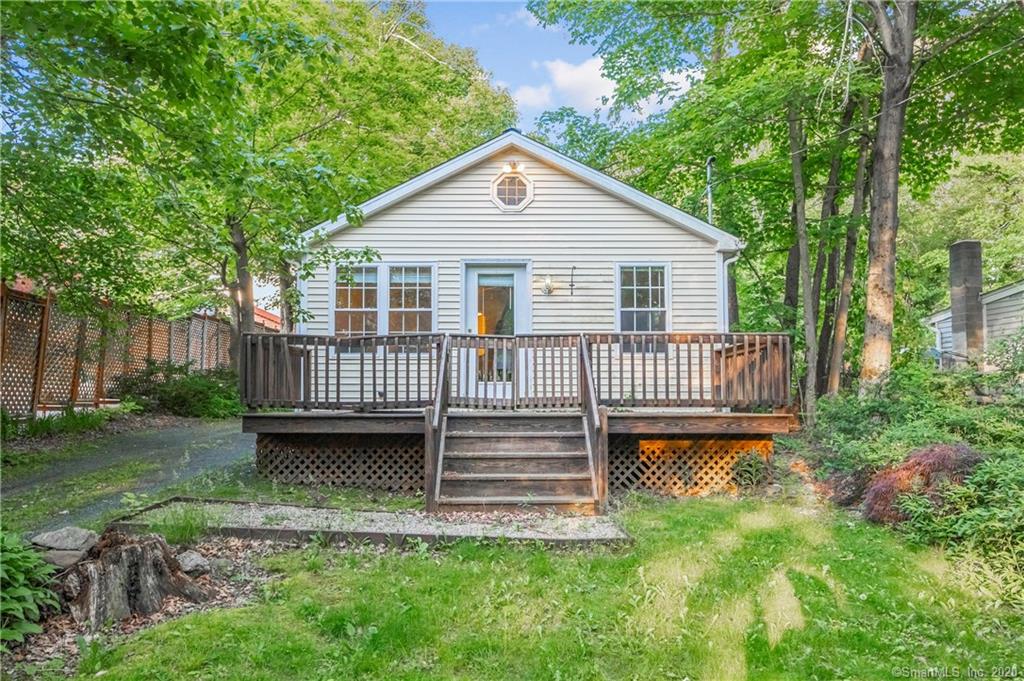 138 Woodland Road Guilford CT 06437