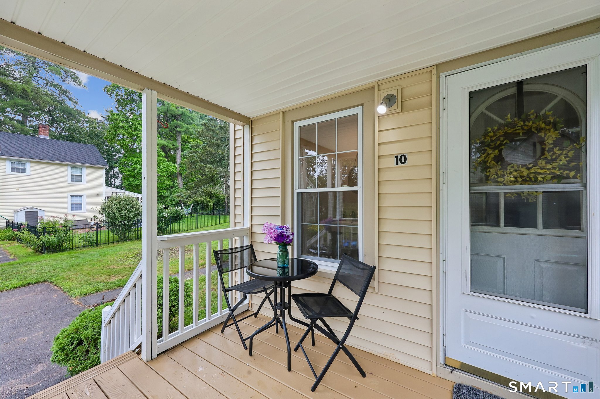 10 Middle Lane Simsbury CT 06070