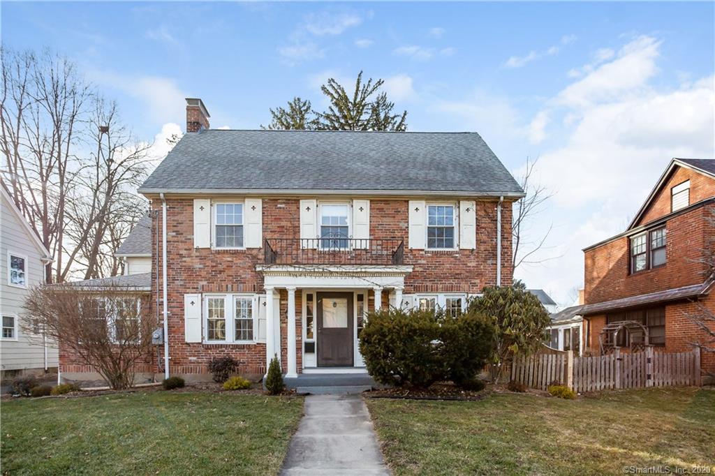 15 Middlefield Drive West Hartford CT 06107