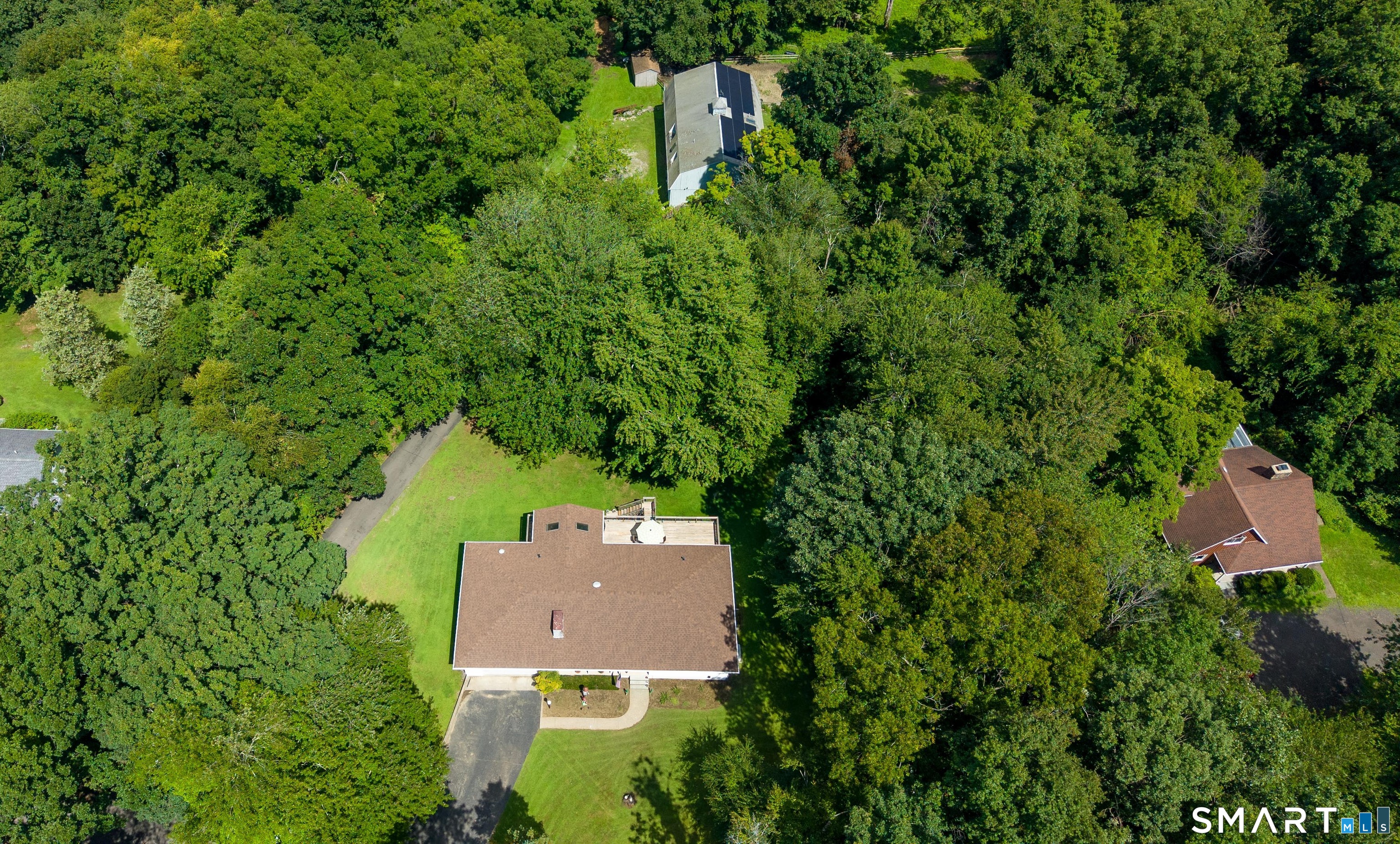 28 Saw Mill Road New Fairfield CT 06812