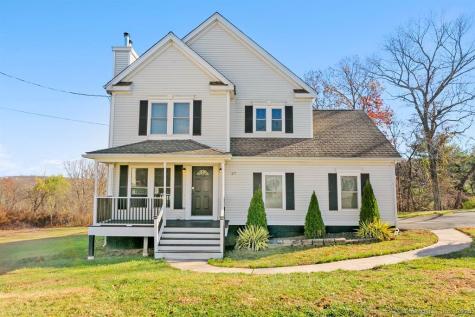 27 Renshaw Drive East Haven CT 06512