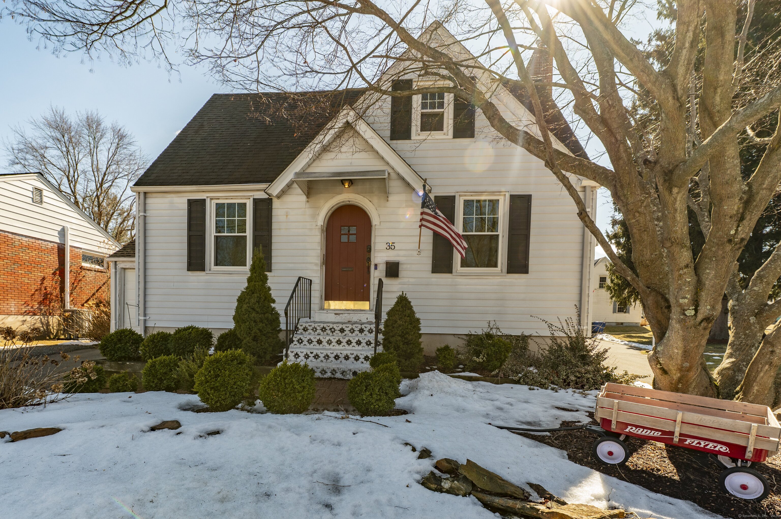 35 Arnold Street Middletown CT 06457