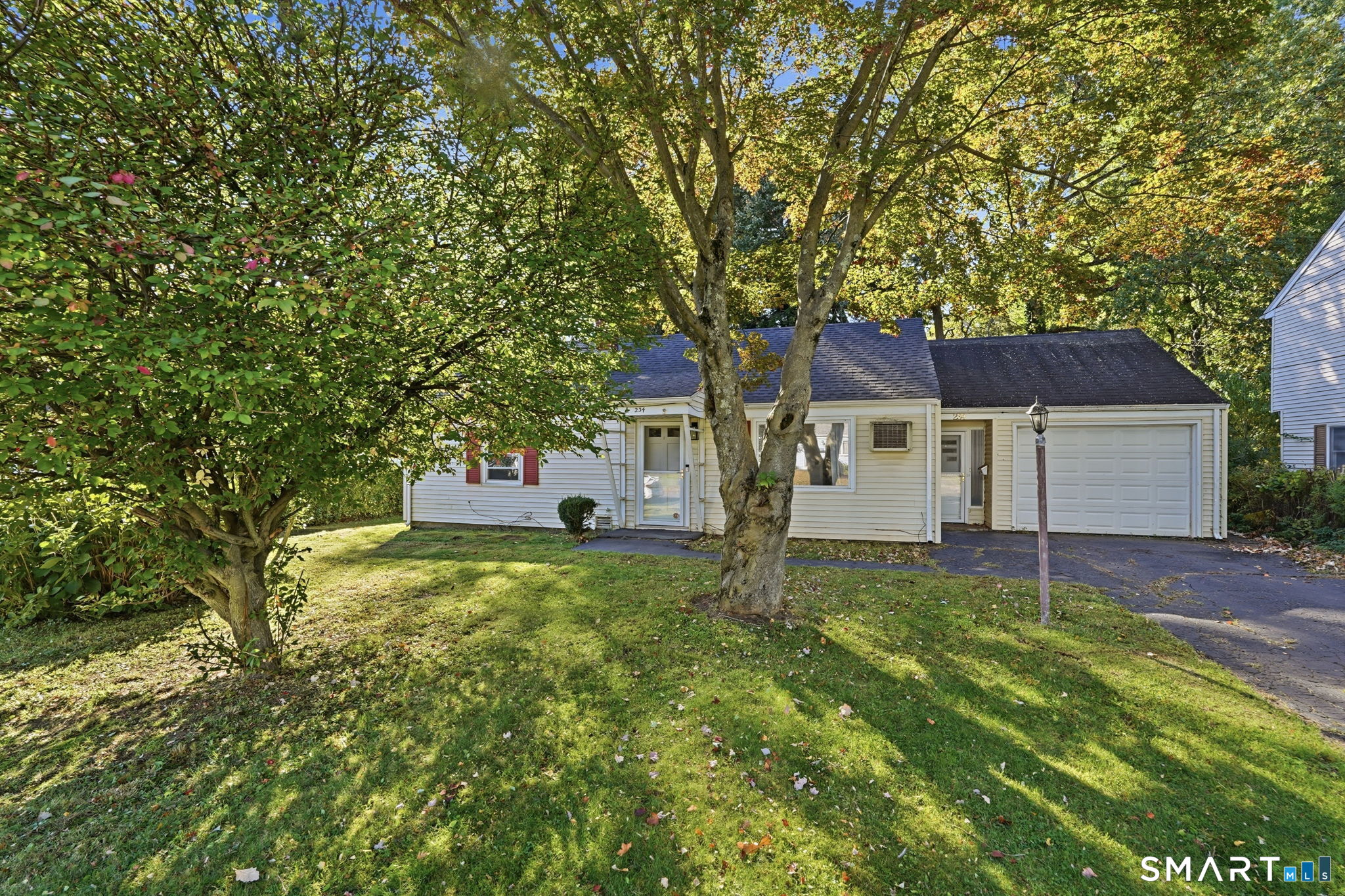234 Woodycrest Drive East Hartford CT 06118