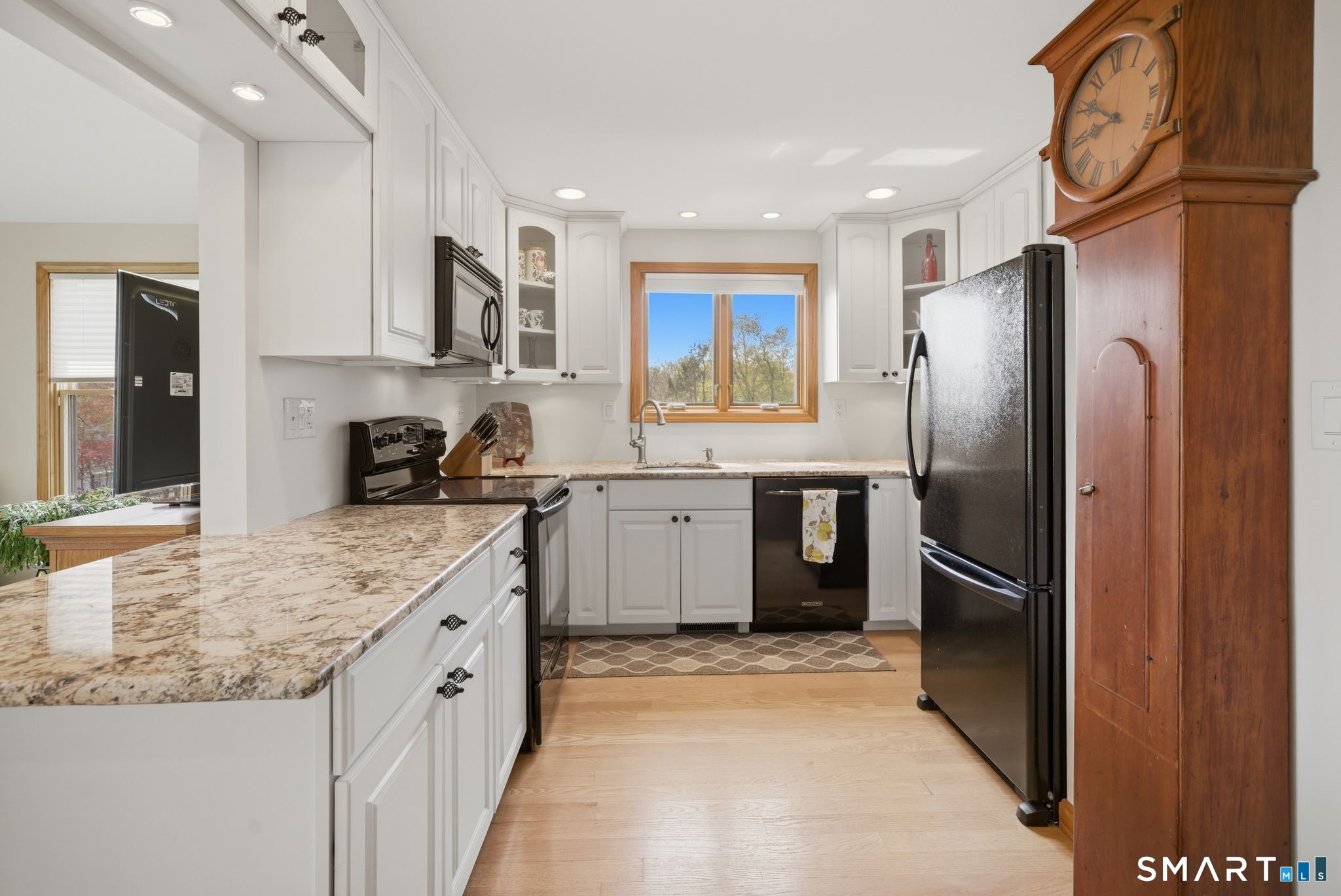 14 Bonnie Drive Farmington CT 06032