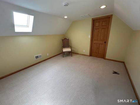 14 Bonnie Drive Farmington CT 06032