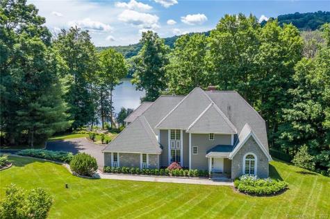 4 Harbour View Drive New Fairfield CT 06812