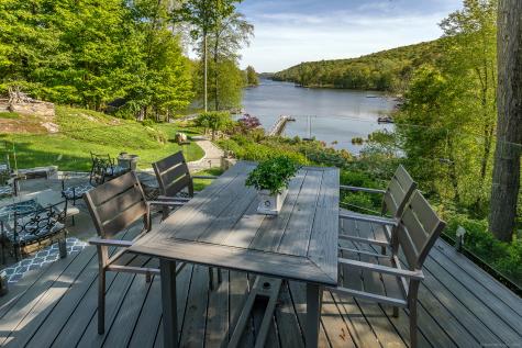 4 Harbour View Drive New Fairfield CT 06812