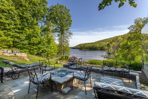 4 Harbour View Drive New Fairfield CT 06812