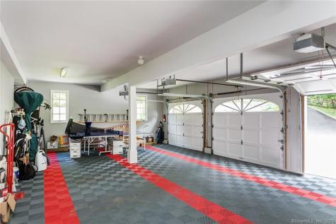 4 Harbour View Drive New Fairfield CT 06812