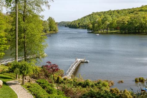 4 Harbour View Drive New Fairfield CT 06812